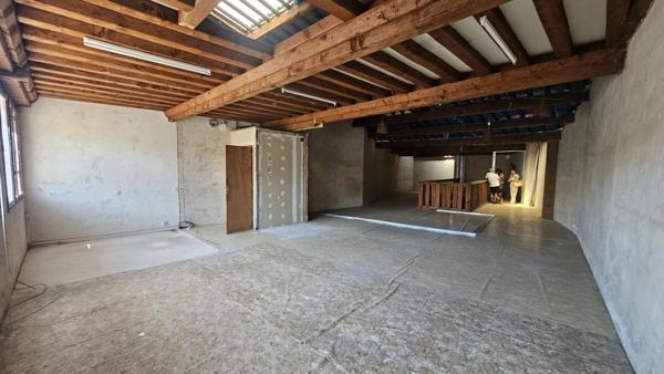 Vente                                                      Immeuble
                        
                                                            à Gournay-en-Bray