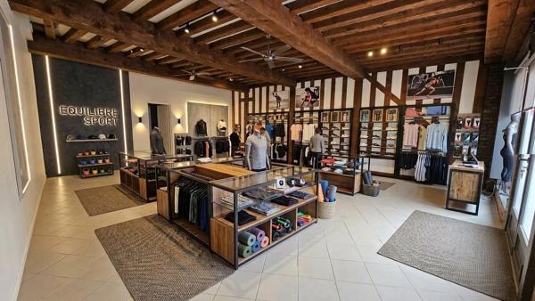 Vente                                                      Immeuble
                        
                                                            à Gournay-en-Bray