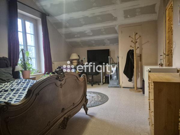 Maison 8 pièces - 180 m² Exclusivité efficity