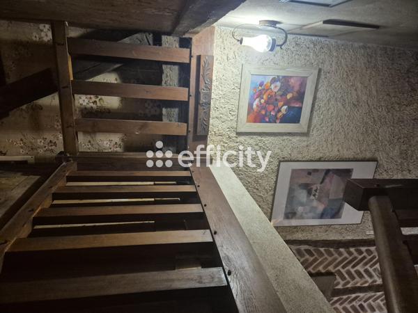 Maison 8 pièces - 180 m² Exclusivité efficity