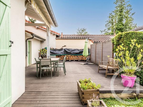 Maison à vendre  6 pièces - 120 m 2   MASSIEUX  - 01