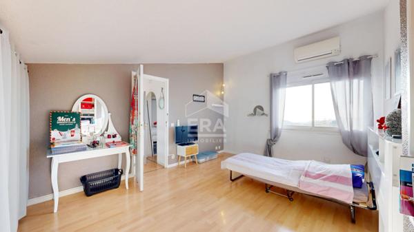 LA  PLANA - LA TRINITÉ :  UNE CHARMANTE MAISON 5 PIÈCES AVEC TERRASSE ET VUE MER.