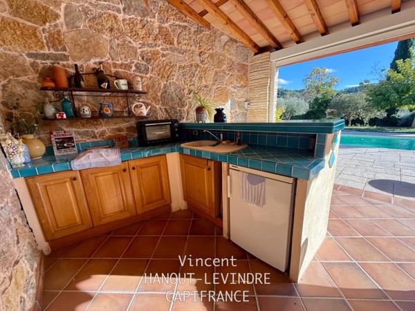 Maison à vendre 11 pièces SALERNES (83)