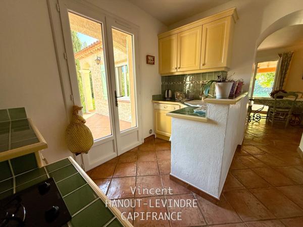 Maison à vendre 11 pièces SALERNES (83)