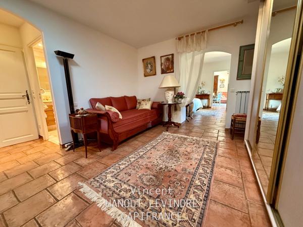 Maison à vendre 11 pièces SALERNES (83)