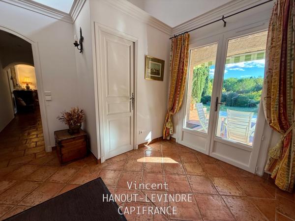 Maison à vendre 11 pièces SALERNES (83)