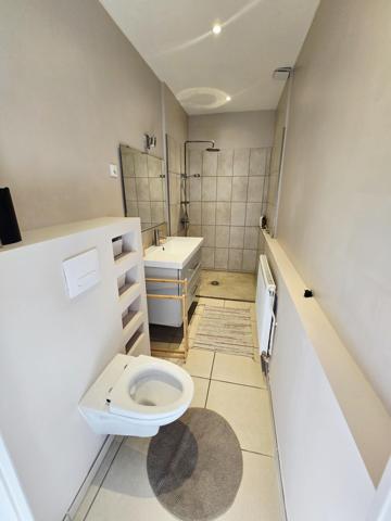 Superbe T3 en rez-de-jardin – Grande terrasse de 100 m² – Calme absolu