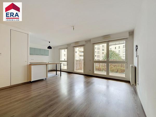 Appartement 3 pièces de 64 m² avec balcon et parking - Ivry-sur-Seine