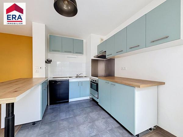 Appartement 3 pièces de 64 m² avec balcon et parking - Ivry-sur-Seine