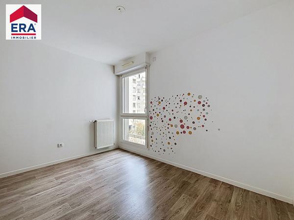 Appartement 3 pièces de 64 m² avec balcon et parking - Ivry-sur-Seine