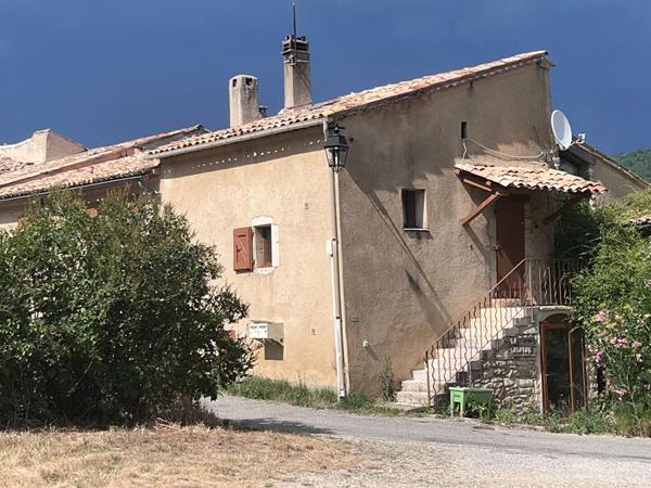 A louer - maison de village 3 pièces - La Rochegiron - Secteur St Pancrace