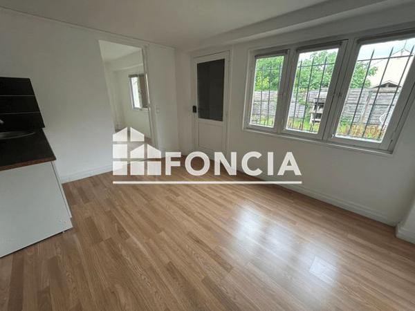 Location Maison 5 pièces 112 m² - 17 BIS RUE DES CHENES Vigneux Sur Seine 91270