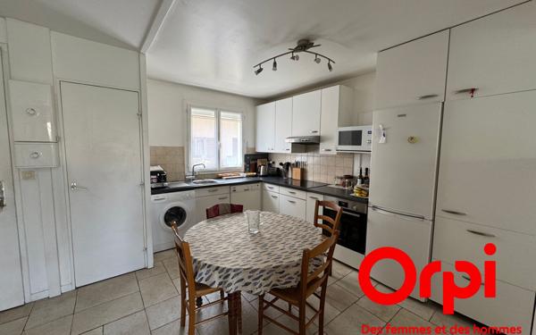 Maison à vendre    6 pièces • 114,68 m2 Montigny-le-Bretonneux