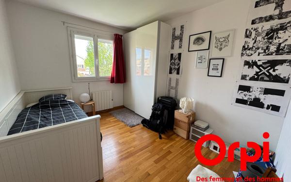 Maison à vendre    6 pièces • 114,68 m2 Montigny-le-Bretonneux