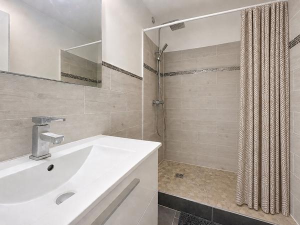 Appartement Valence 4 pièce(s) 81 m2