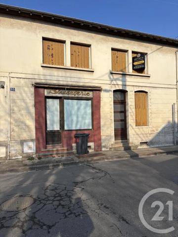 Maison à vendre  5 pièces - 127 m 2   MONTLUCON  - 03