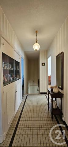 Maison à vendre  5 pièces - 127 m 2   MONTLUCON  - 03