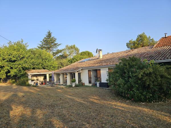 Propriété équestre de 5 hectares, entièrement clos, maison de plain pied 210m² annexe 130m²