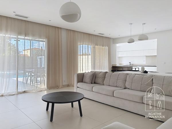 Villa familiale 145 m2 4 chambres avec piscine et garage