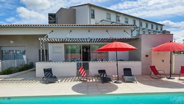 INVESTISSEMENT LOCATIF  CORNEBARRIEU  Résidence Appart'City Confort Toulouse Aéroport Cornebarrieu 2*** - 5.76% de rentabilité