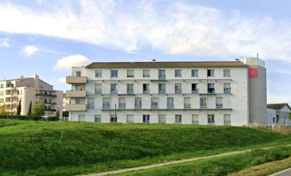 INVESTISSEMENT LOCATIF  CORNEBARRIEU  Résidence Appart'City Confort Toulouse Aéroport Cornebarrieu 2*** - 5.76% de rentabilité