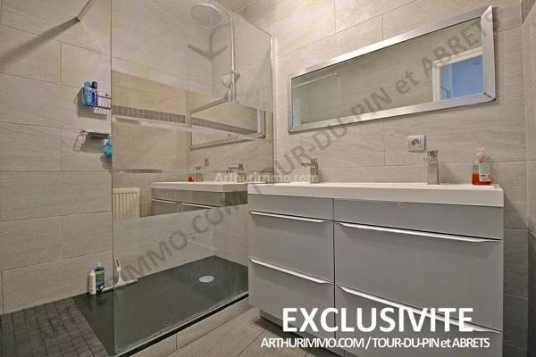 Vente Appartement 4 pièces 80 m2 à La Tour-du-Pin