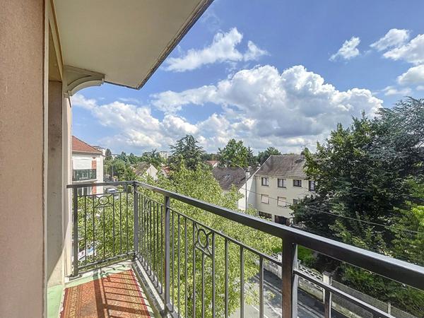 Appartement 4 pieces, 3 chambres 78m2 a Limeil-Brevannes