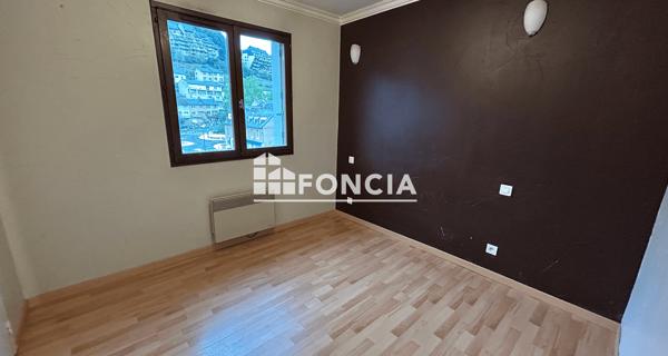 Location Appartement 2 pièces 29.01 m² - Le Monastère 12000