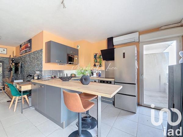 Appartement 2 pièces de 46 m² à Marseille (13010)