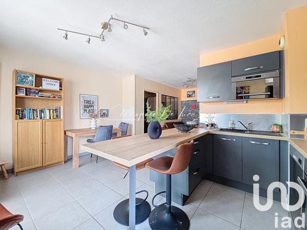 Appartement 2 pièces de 46 m² à Marseille (13010)