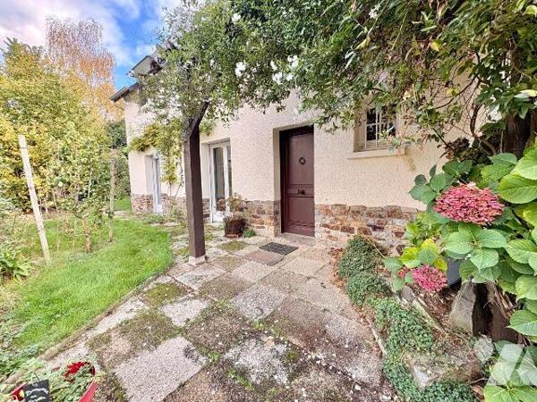 ETUDE TRENTE CINQ NOTAIRES !
Sur la commune recherchée de CHANTEPIE (35135), l'Étude Trente Ci...