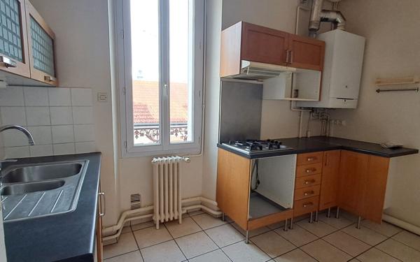 Appartement à louer    4 pièces •  Fontainebleau