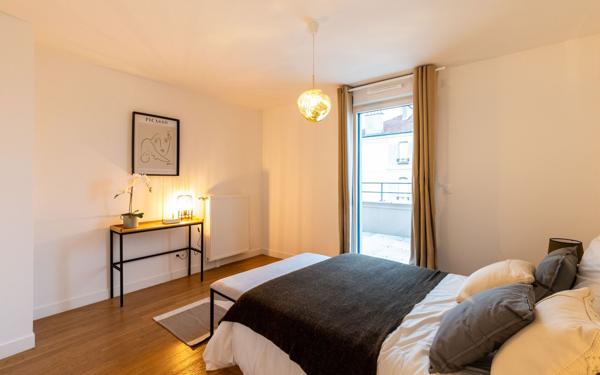 Appartement à vendre    3 pièces • 65,88 m2 Saint-Maur-des-Fossés