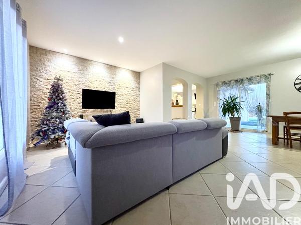 Maison à vendre 5 pièces 159 m² Melle