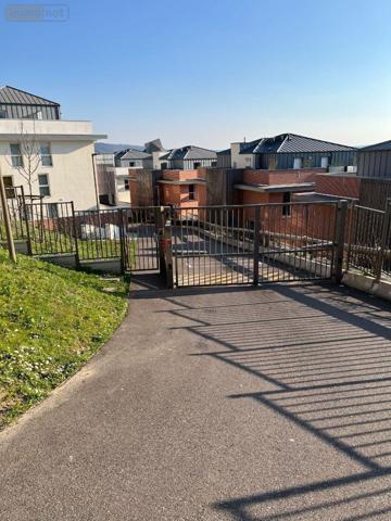Parking à ciel ouvert à louer à Rouen en Seine-Maritime (76000), ref : 14131/913