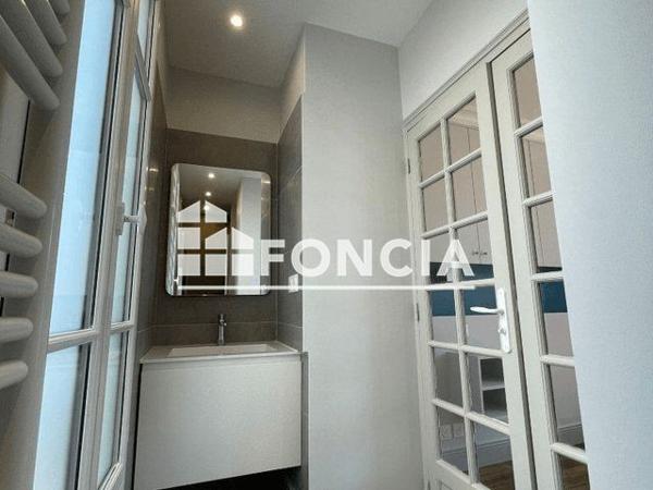 Location Appartement 2 pièces 28.91 m² - 58 RUE LAMBRECHTS Courbevoie 92400