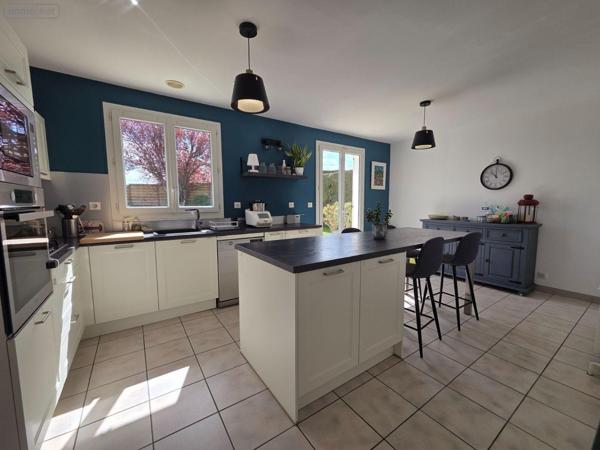 Maison de ville à vendre à Le Palais-sur-Vienne en Haute-Vienne (87410), ref : 87006/1285