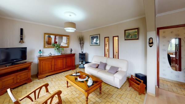 Appartement Douvres La Delivrande 4 pièce(s) 64 m2