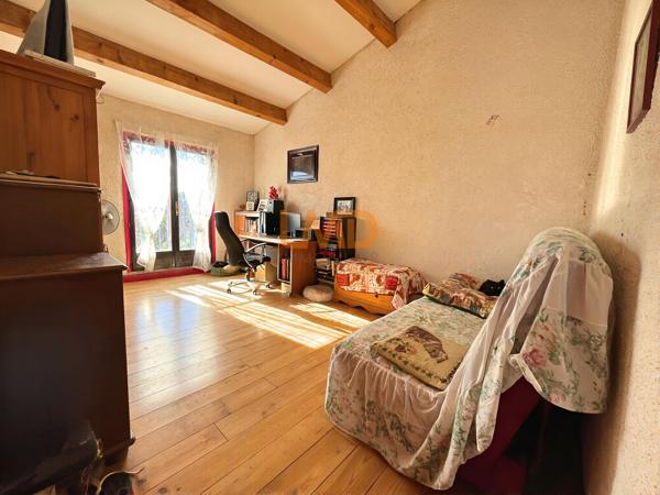 Maison provençale avec piscine calme absolu Châteaudouble
