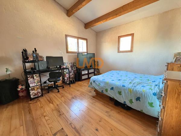 Maison provençale avec piscine calme absolu Châteaudouble
