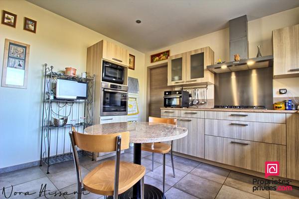 Maison Mont Sous Vaudrey 6 pièce(s) 195 m2