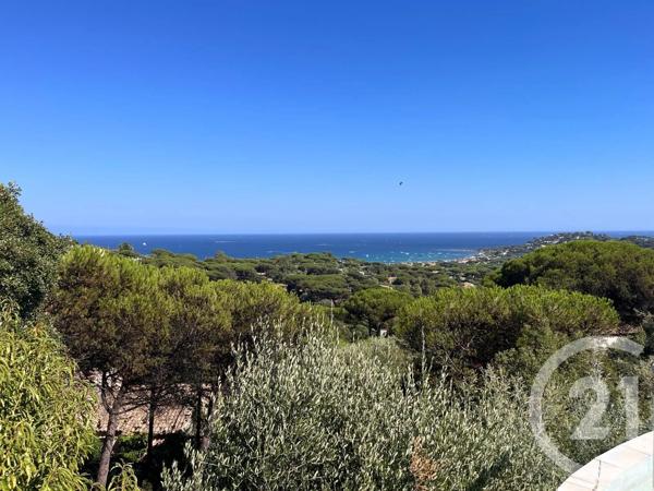 Maison à vendre  8 pièces - 241 m 2   STE MAXIME  - 83