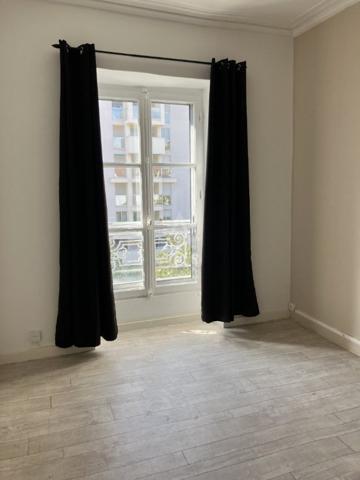 PAU CENTRE VILLE CHARMANT APPARTEMENT