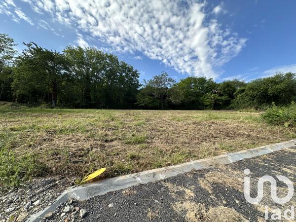 Terrain à vendre 844 m² La Rivière-Saint-Sauveur