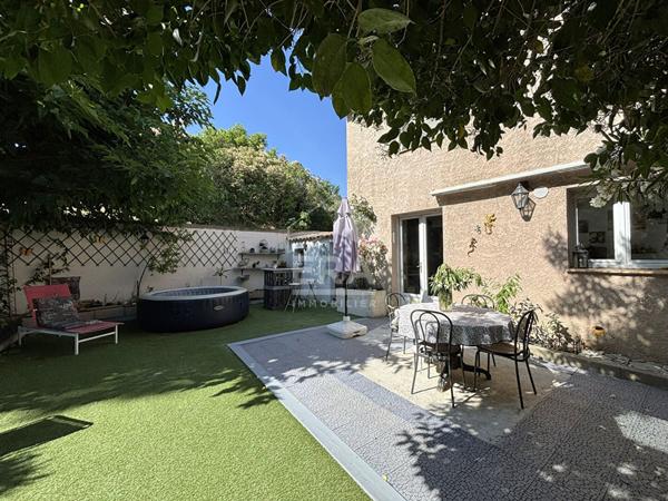 Maison Avignon 4 pièces 83.59 m2 - 3 chambres - Garage - jardin - Stationnement privatif