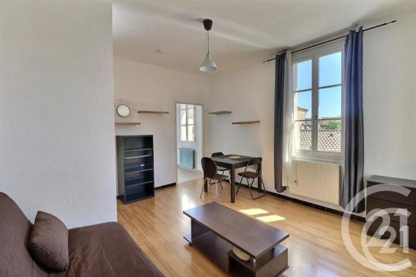 Appartement F2 à vendre  2 pièces - 40 m 2   AVIGNON  - 84
