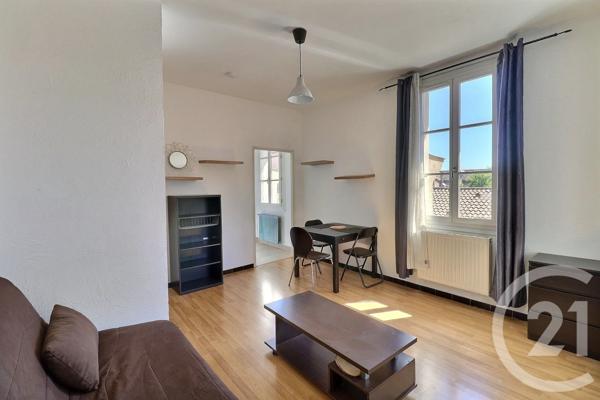 Appartement F2 à vendre  2 pièces - 40 m 2   AVIGNON  - 84