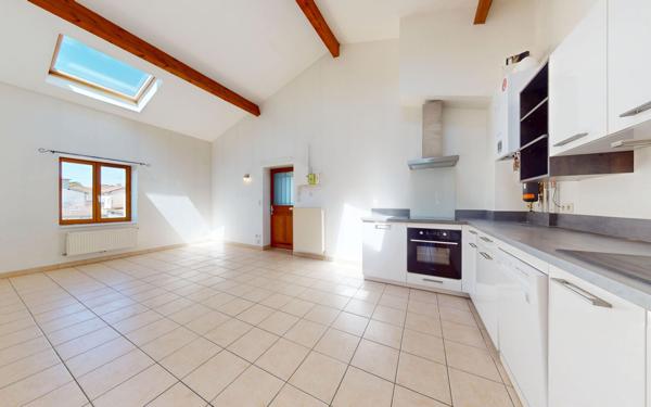 Appartement à louer    3 pièces • 64,76 m2 Villefranche-sur-Saône