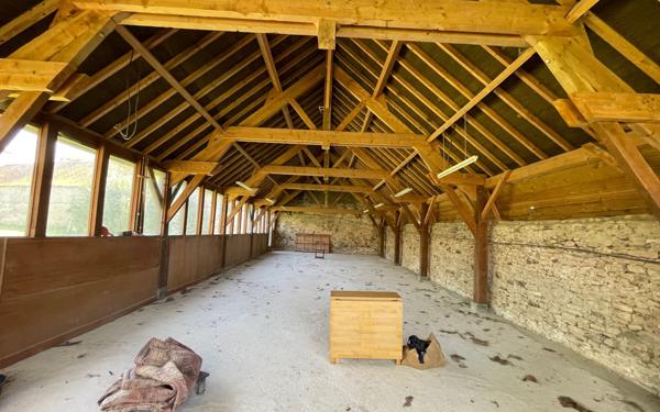 Maison à vendre    10 pièces •  Tournai-sur-Dive