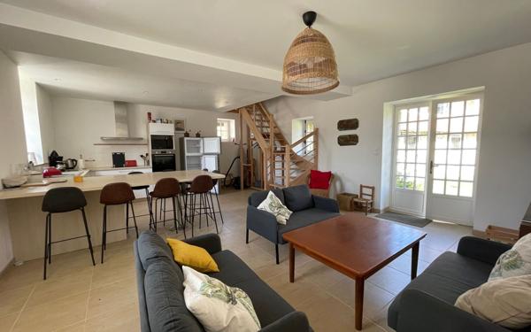 Maison à vendre    10 pièces •  Tournai-sur-Dive